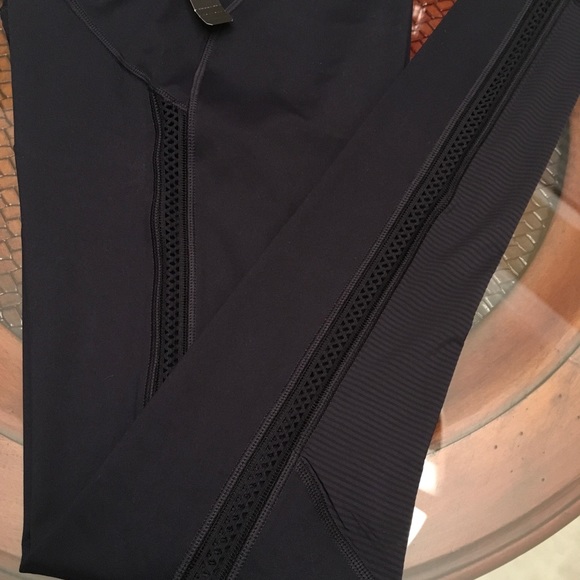 ❤️Knockout By Victoria Sport Tight❤️ - Picture 4 of 9